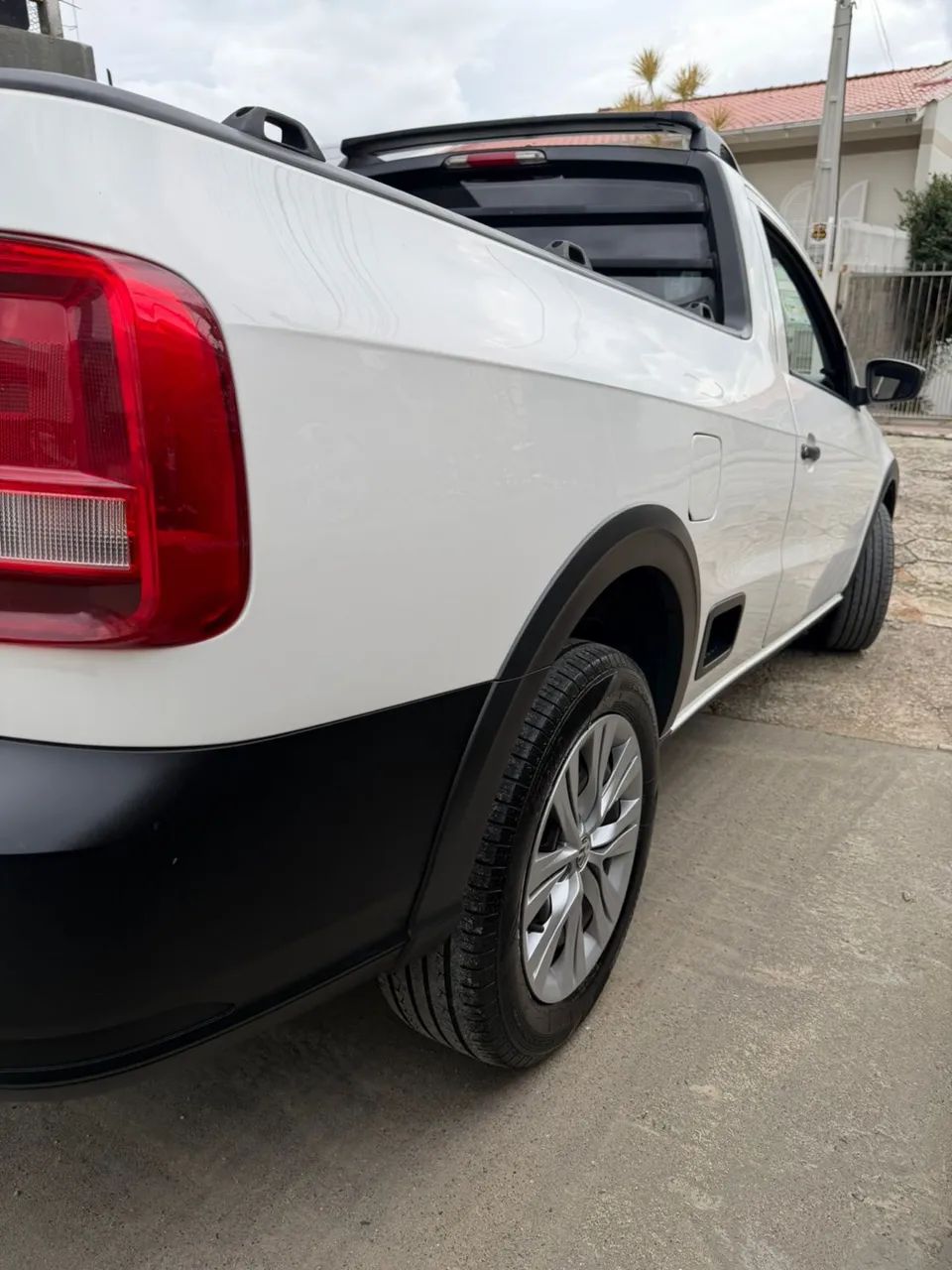 Volkswagen Saveiro Robust 1.6 Total Flex 16V 2023 - Foto 2