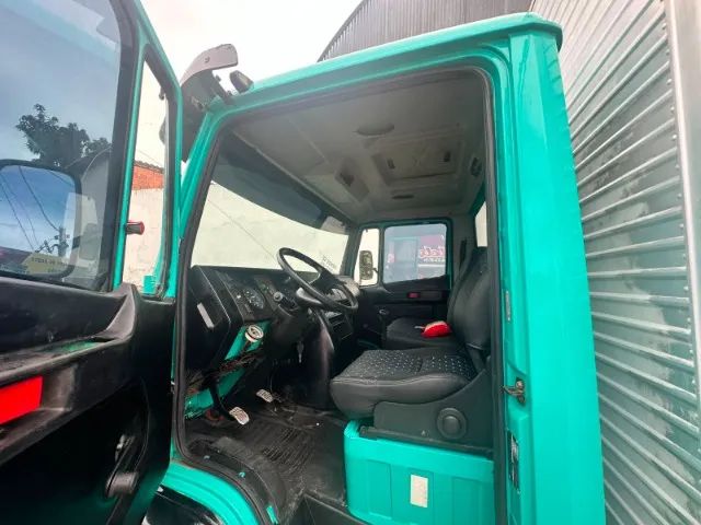 Caminhão 3/4 baú topp - Foto 3