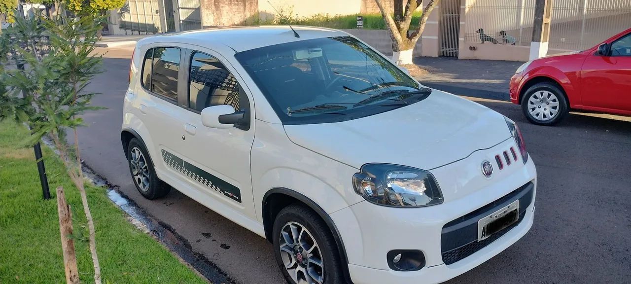 Fiat Uno Sporting 1.4 EVO Fire Flex 8V 4P 2013 - Foto 4