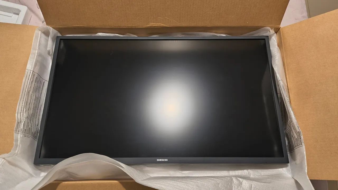 Monitor Samsung 32 Polegadas 4K  - Foto 4