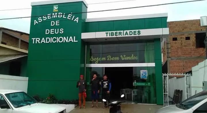Fazemos fachada em acm
