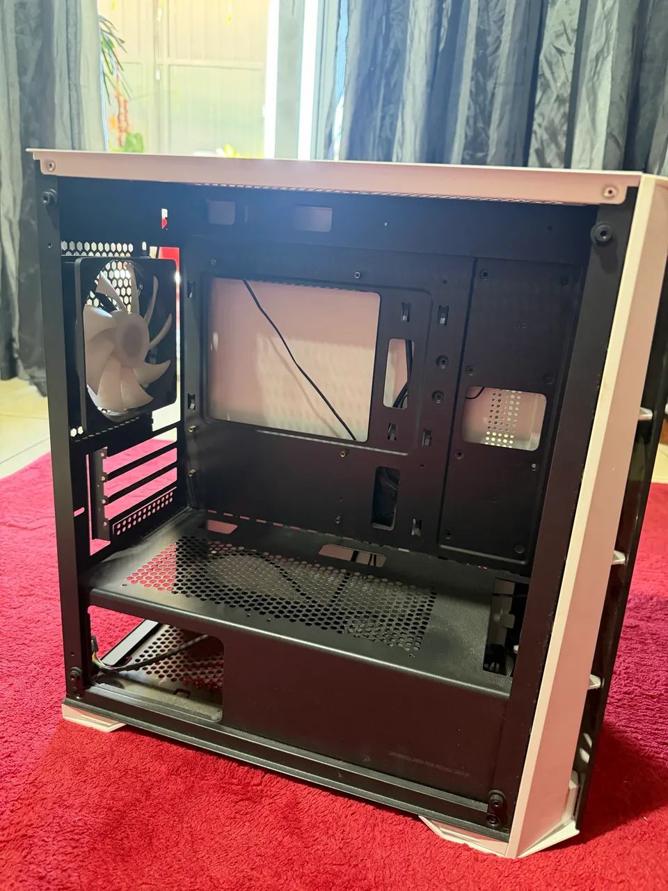Gabinete Branco com 4 fans  - Foto 3