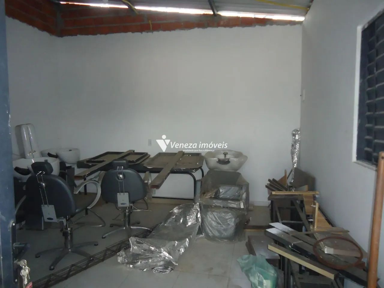 Terreno Comercial de esquina para aluguel - Foto 11