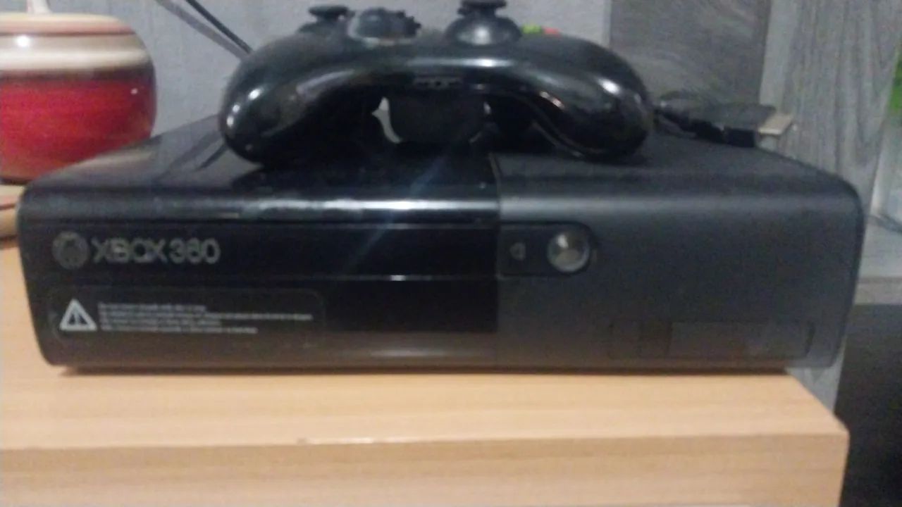 Xbox 360 em ótimo estado,funciona perfeitamente 