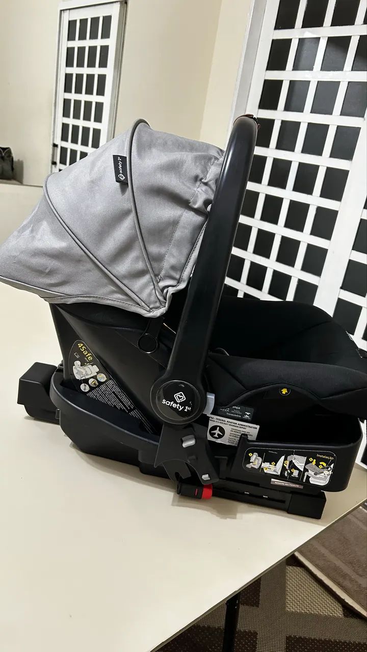 Bebe conforto safety com base isofix 