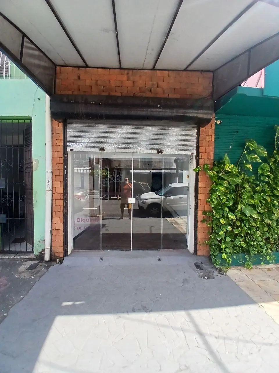 ALUGUEL DE PONTO COMERCIAL R$ 2.300,00 /  * 