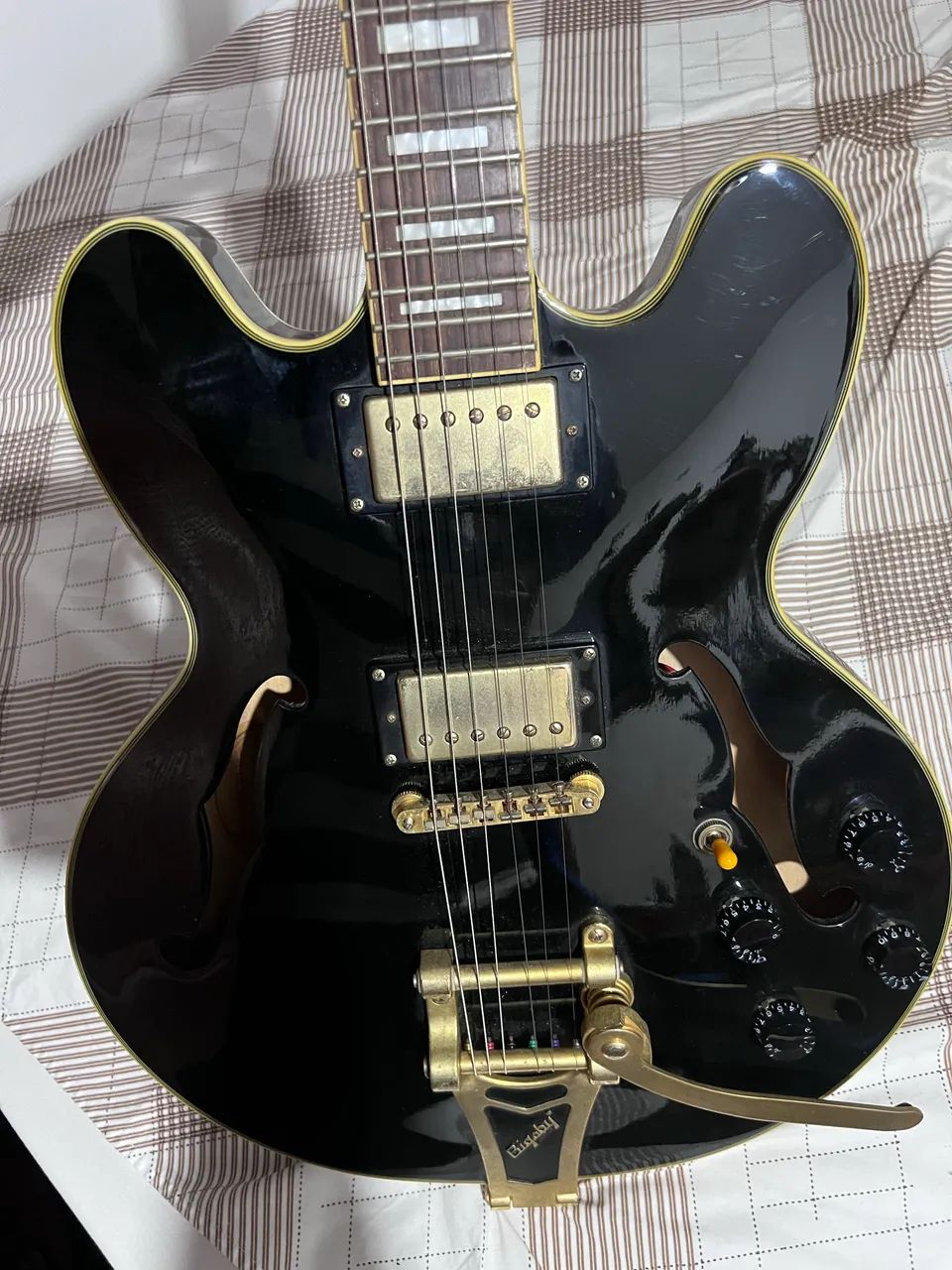 Epiphone ES-335 (Dot) com Bigsby - Foto 4