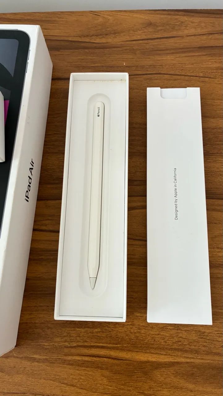 iPad Air 4ª geração 64 GB + Apple Pencil 2ª geração - - Tablets e