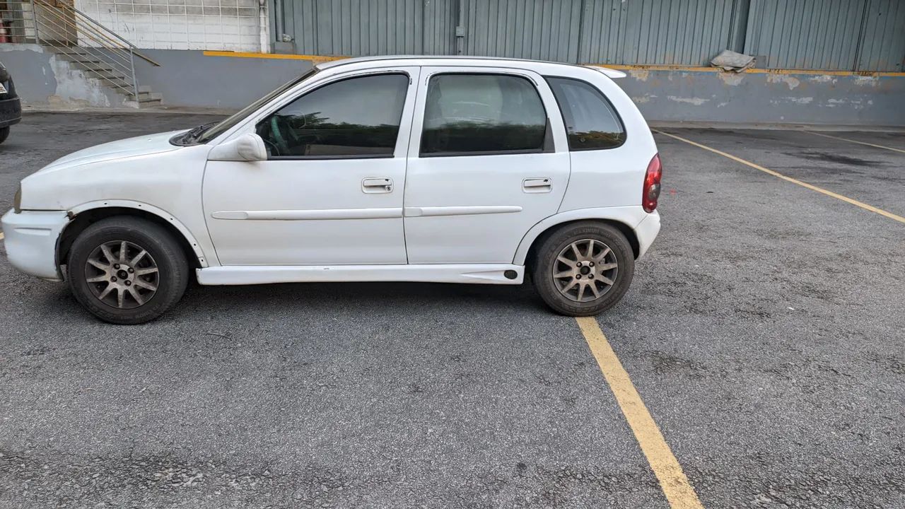 Chevrolet Corsa Wind 1.0 Mpf/milleniumi/ EFI 4P 2001
