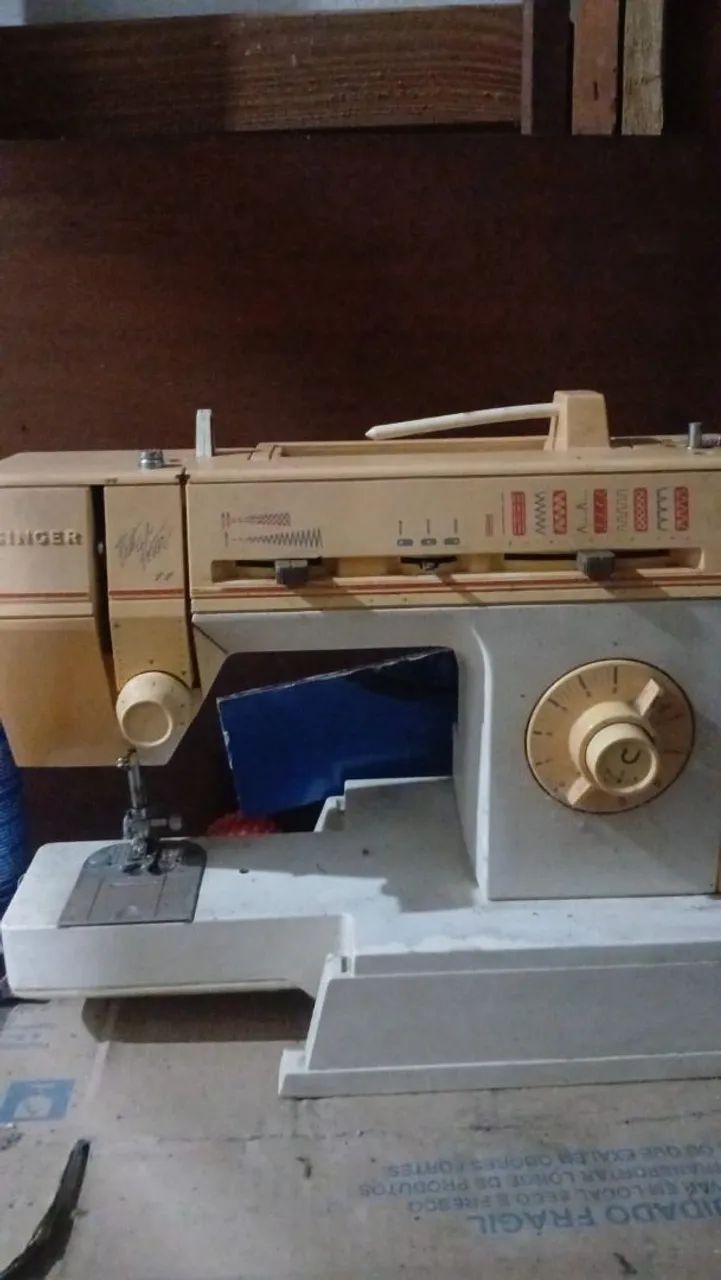 Máquina de costura