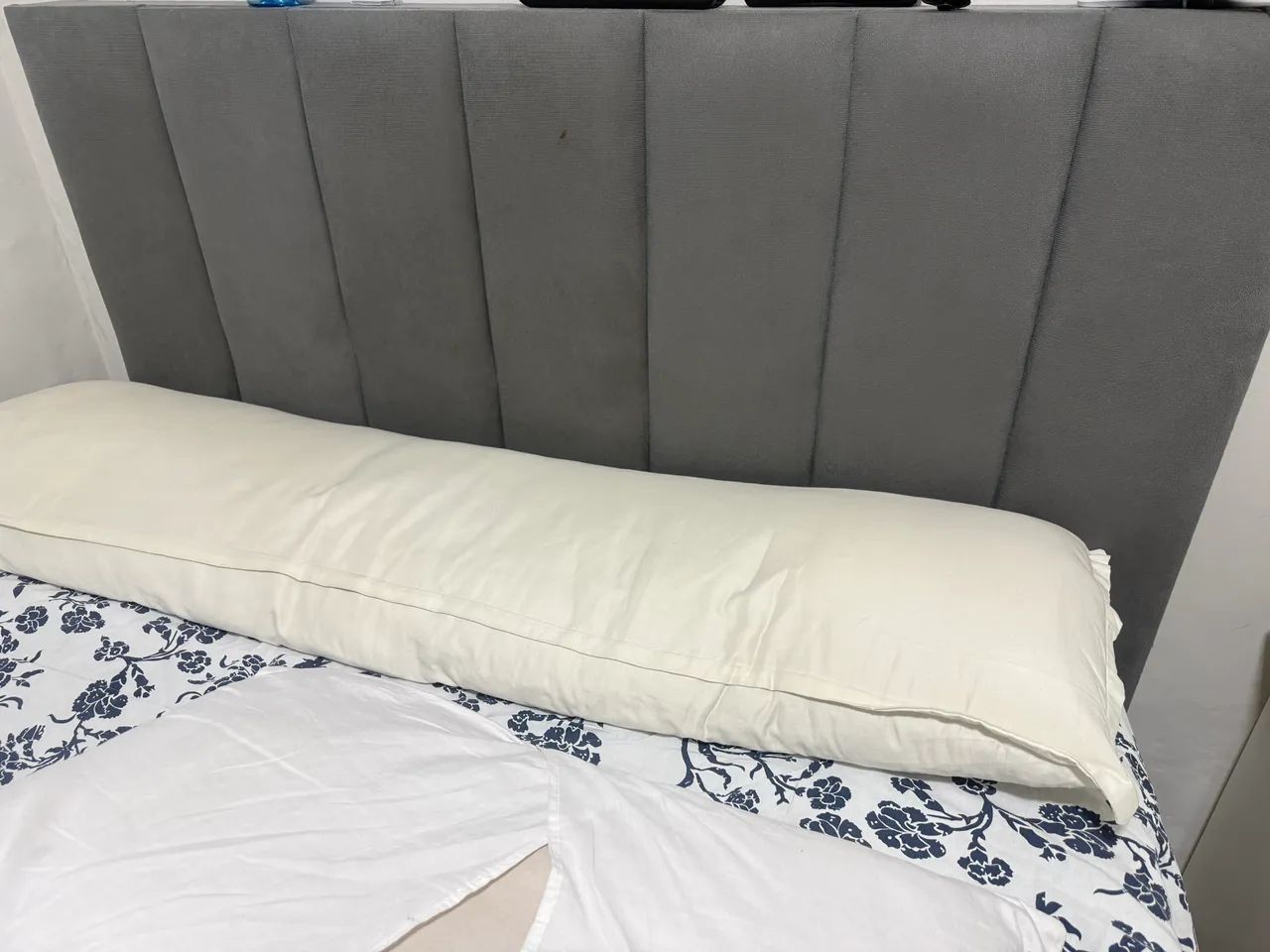 Cama casal com colchão e Box baú 