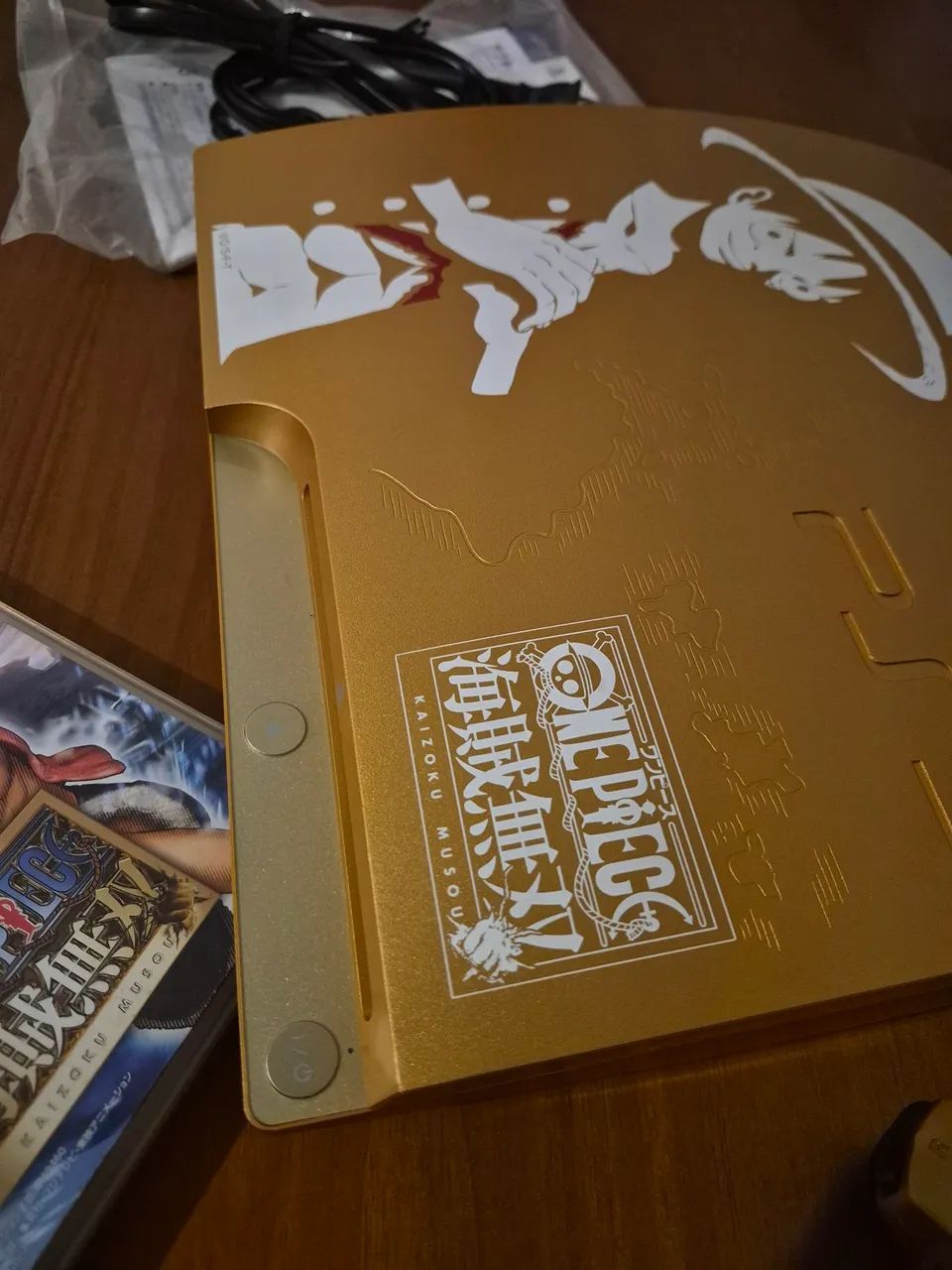 Ps3 Slim Edição One Piece Gold Edition - Sem caixa . - Foto 4