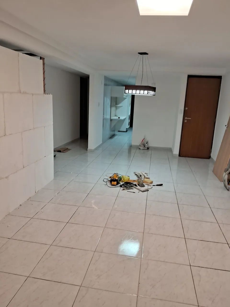 Espaçoso apartamento - Totalmente nascente - Foto 4