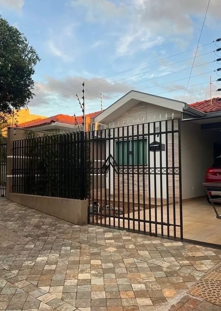 Casa com cozinha planejada em Maringá  - Foto 5