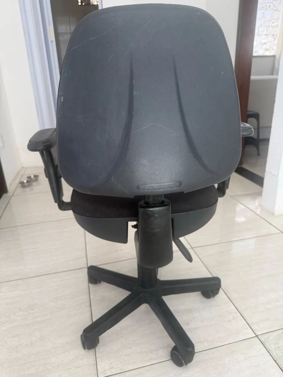 Cadeira escritório  - Foto 2
