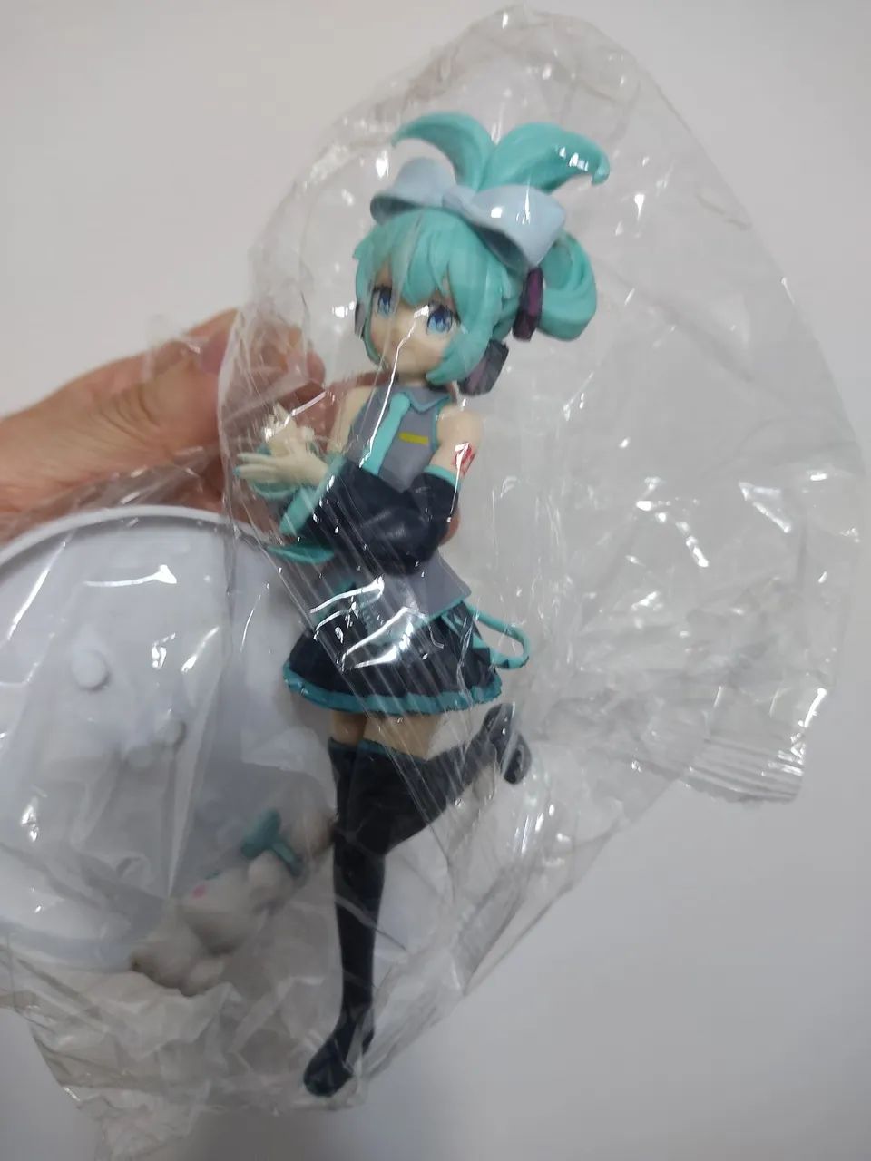 Figura Hatsune Miku com Cinnamoroll - Foto 2
