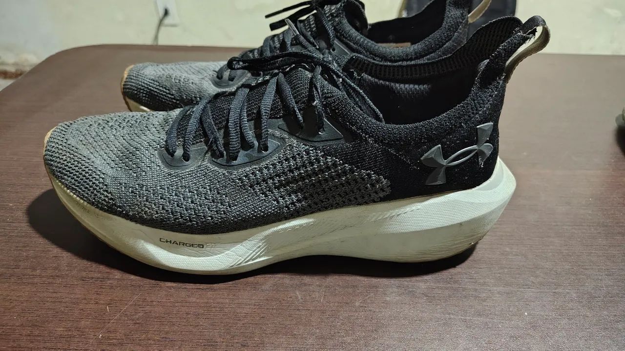 Tênis Under Armor 43  - Foto 2