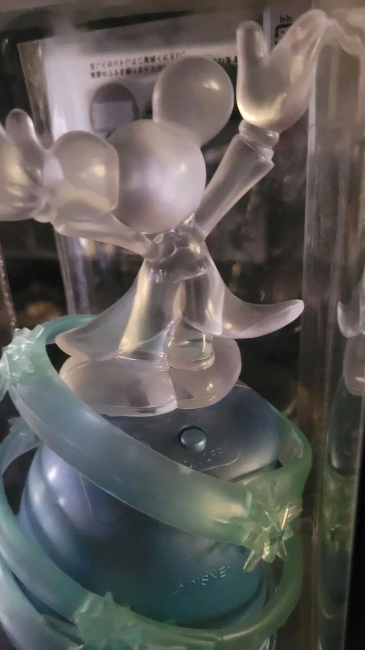 Souvenir da Disney Tokyo Aniversary 20 years - Foto 3