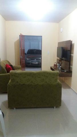 Linda casa estilo colônial com varandão - Foto 5