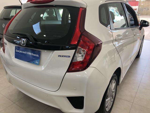 Honda FIT LX 2015 automático - Foto 3
