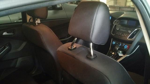 Ford Focus - Foto 8
