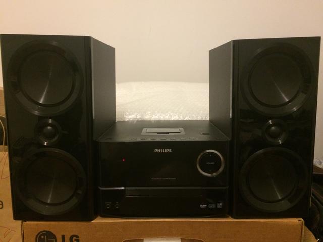 Mini system Philips 120W com Docking Apple