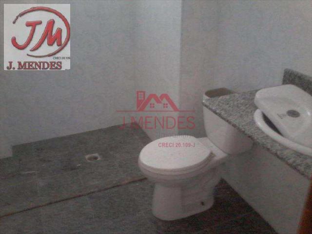 REF.729 -Locação de apartamento de 3 dormitórios sendo 3 suítes... - Foto 19