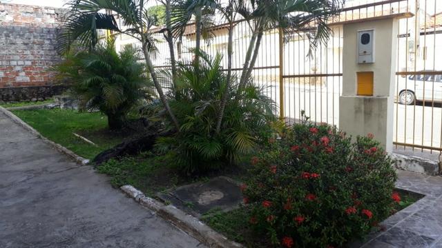 Vende-se Apartamento Parque Residencial Vinhais no bairro Cohafuma, - Foto 14