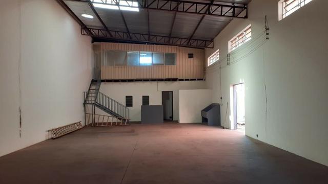 Vendo Excelente salão comercial na Av. Mascarenhas de Moraes - Foto 8