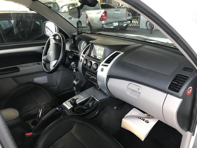 Vendo Pajero Dakar 2013 Flex completa,nova com 57000km - Foto 6