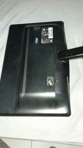 Monitor Philips de led - Foto 4