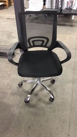 Cadeira Charles diretor. PROMOÇÃO !!!!