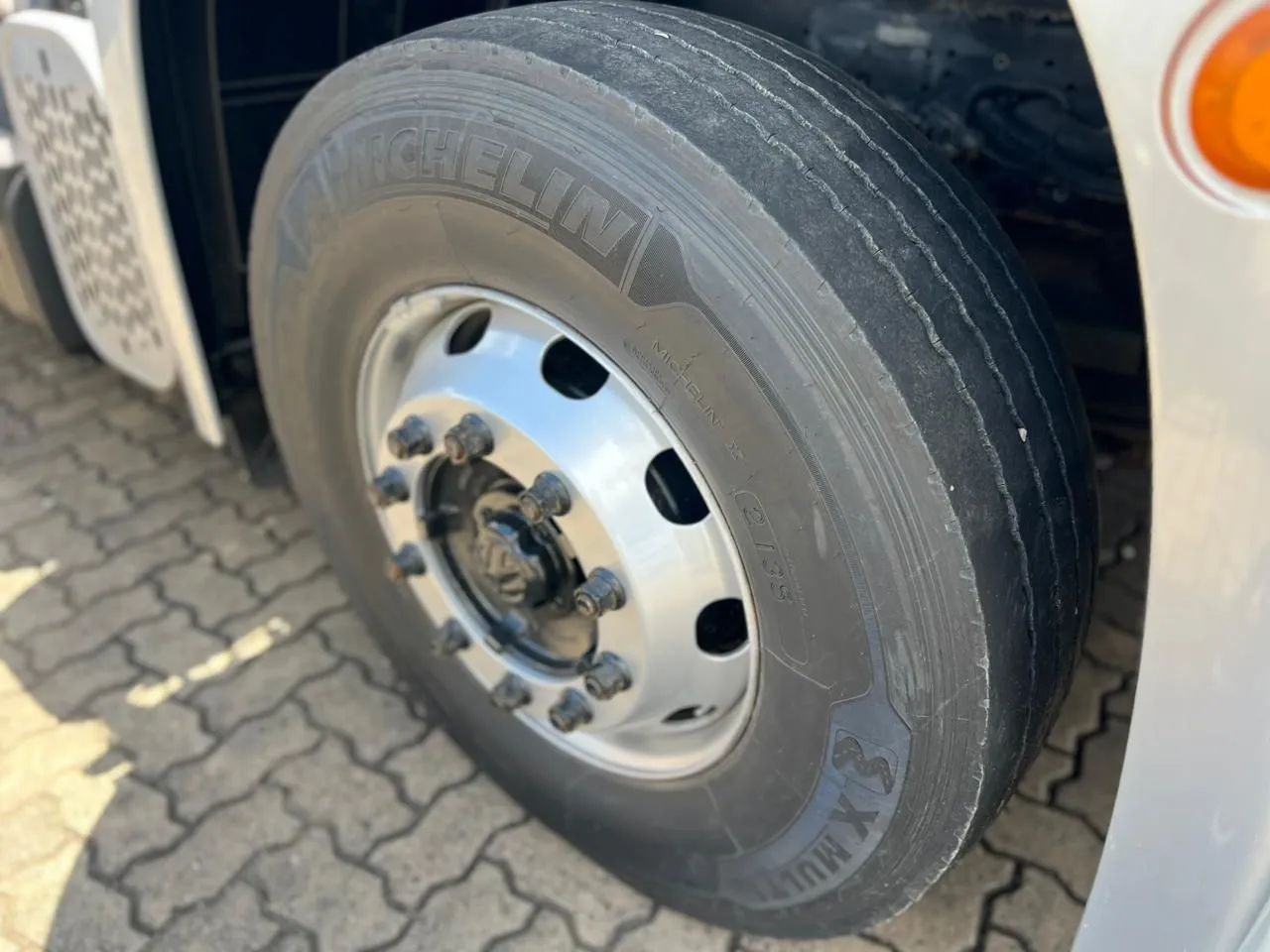 Volkswagen constelation  - Foto 10