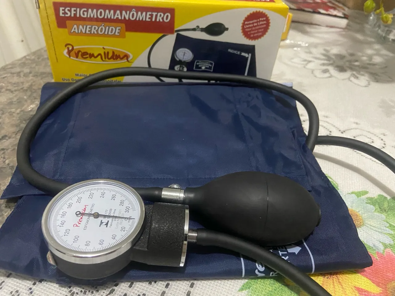 Esfrigmomanometro premium
