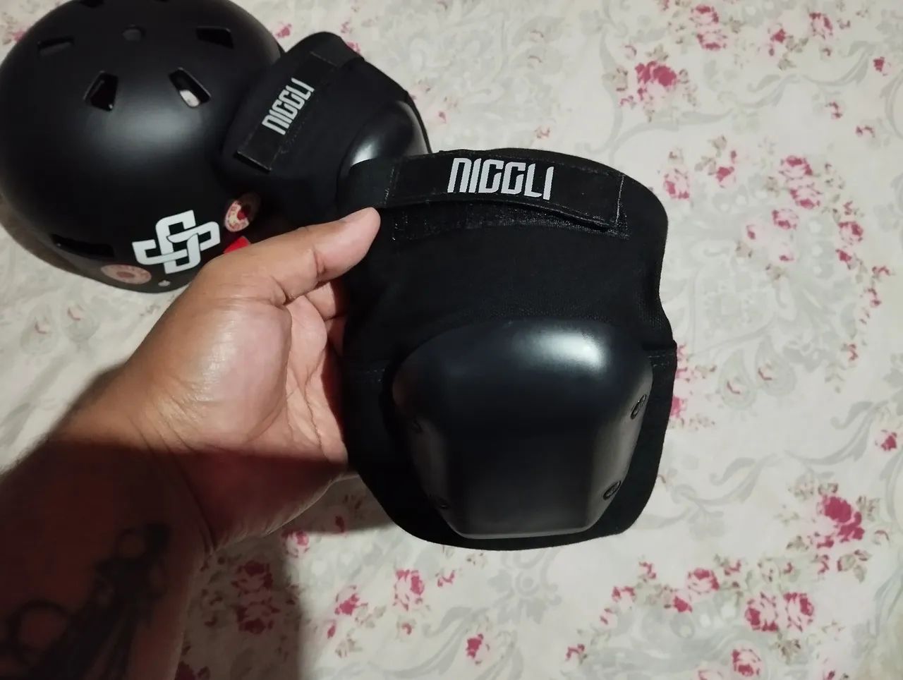 Joelheiras e cotoveleiras para patins / skate  - Foto 4