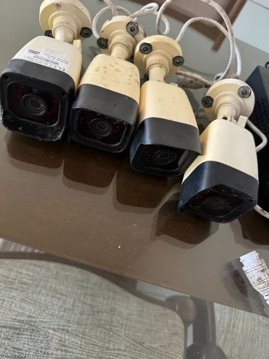 Gravador Digital Anpoe 4 Canais MHD-ANP 4004 - Com câmeras - Foto 2