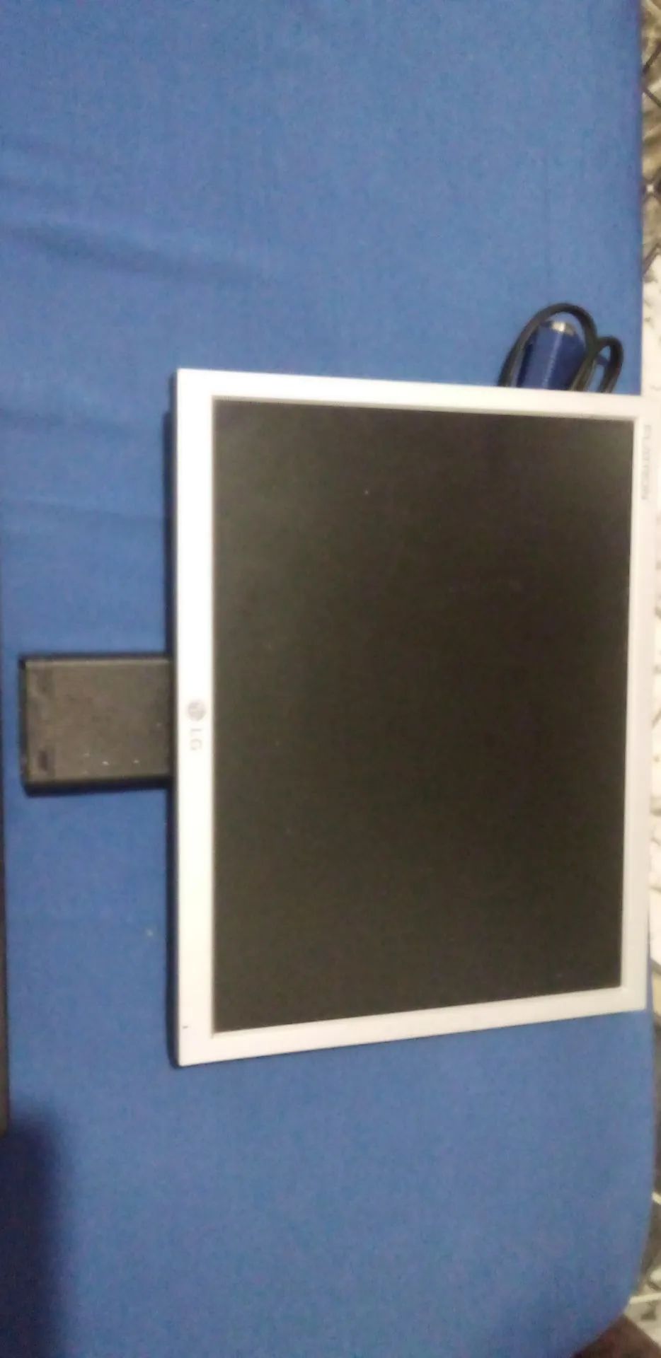 2 monitores com defeito LG - Foto 3