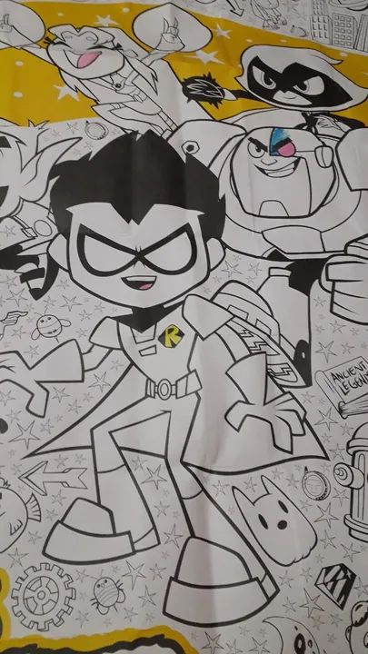Cartaz com desenhos dupla face para pintar da Teen Titans Go usada