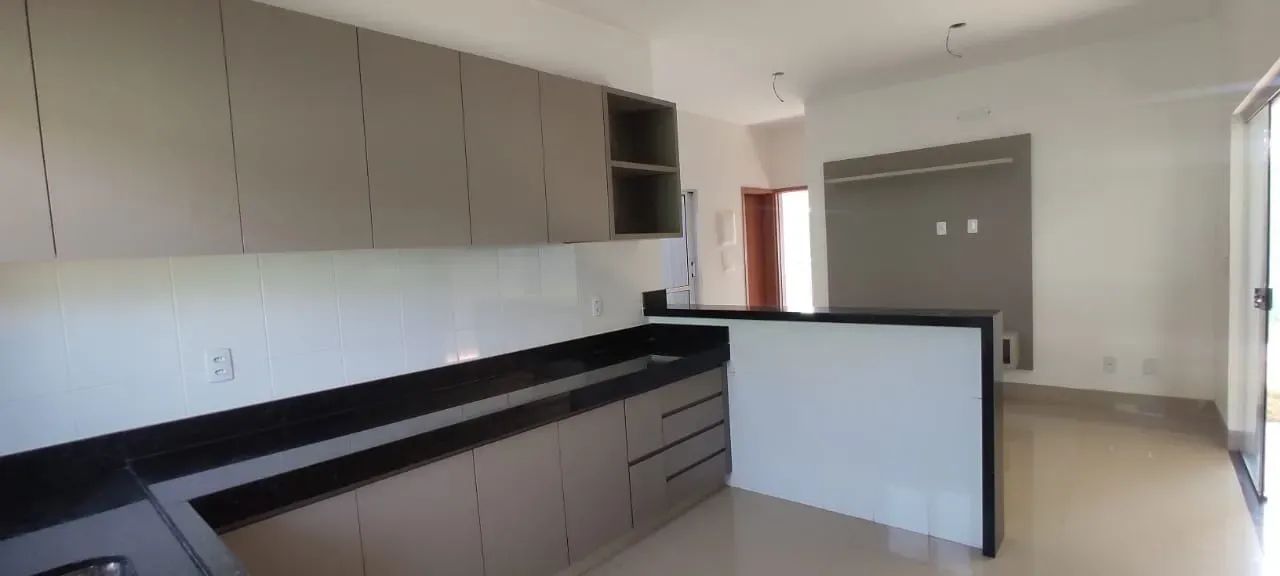 Casa em Condomínio 03 Quartos 01 Suíte 88m² Condomínio Villa Rica Royal Chácaras São Pedro - Foto 3