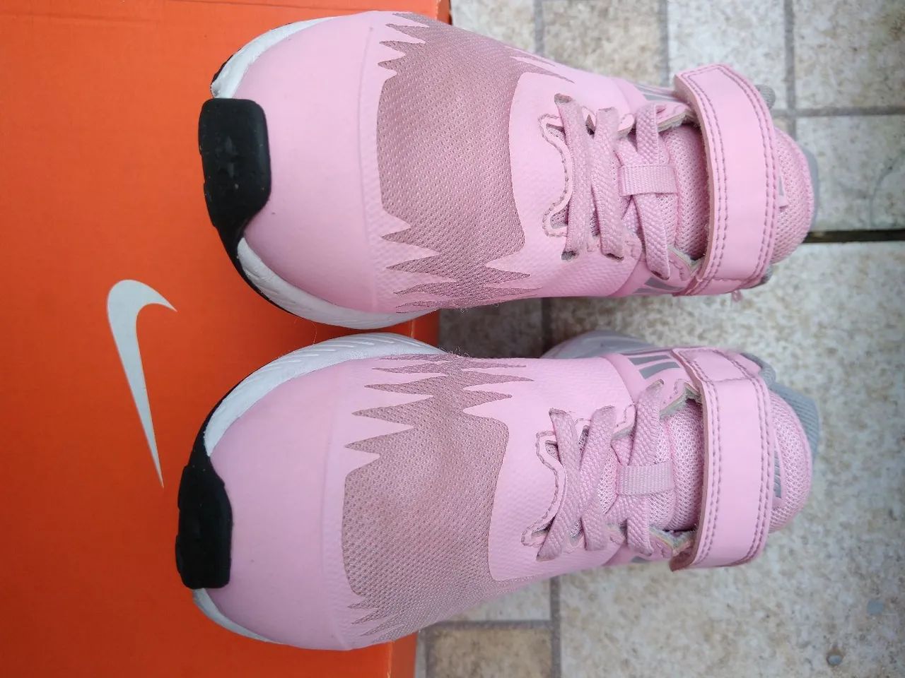 Tenis nike air numero 33 Calcados Campo Pequeno Colombo 1320409365 OLX