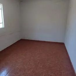 Vende -se DUAS CASAS em Andirá/PR. (Mesmo terreno).  - Foto 9
