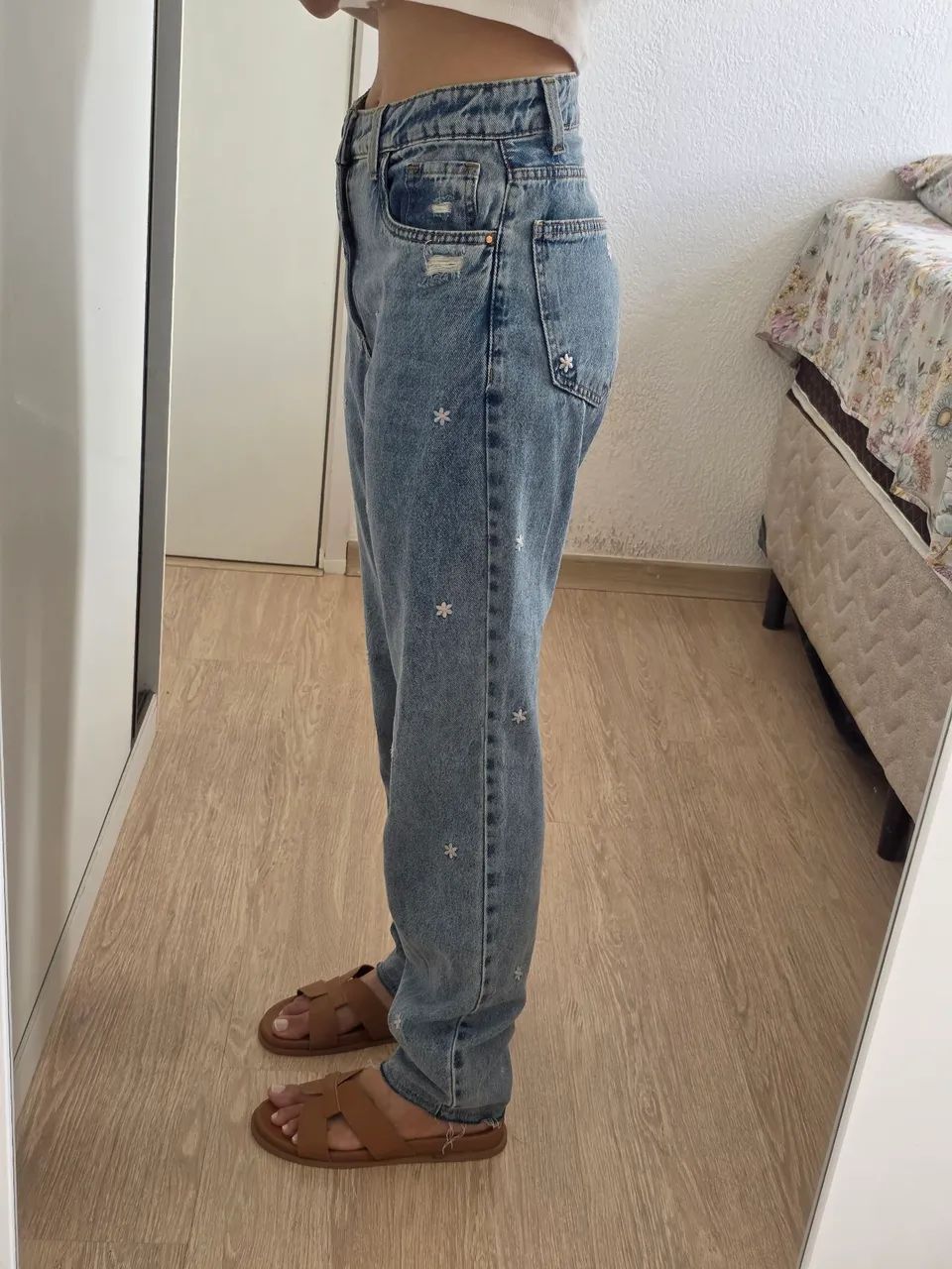 Calça Jeans com Estampa Floral - Foto 3