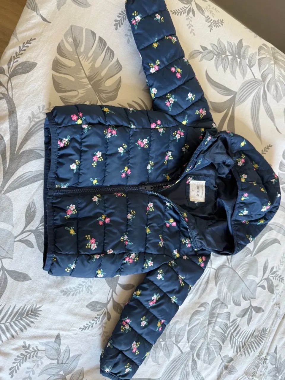 Casaco infantil floral com capuz TAM 2