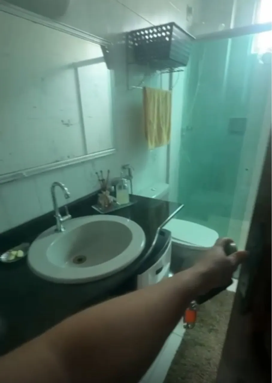 Vendo um apart na almirante com a Humaitá