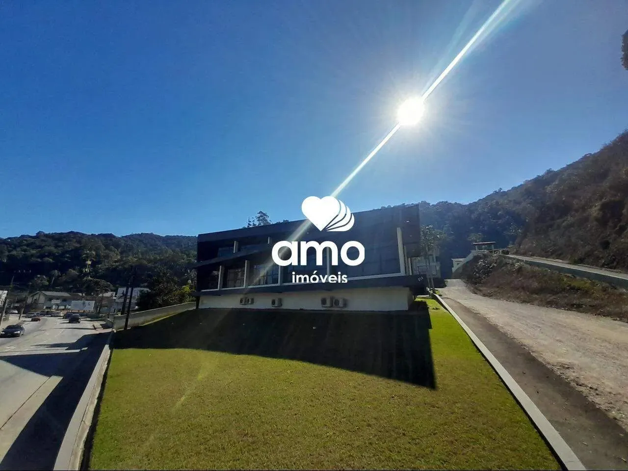 Sala comercial para alugar no bairro Guarani em Brusque