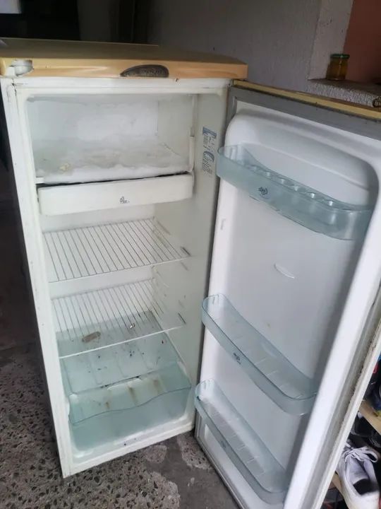 Vende se ou troca por uma pia com gabinete - Foto 2