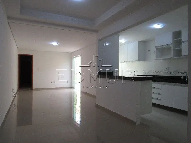 APARTAMENTO no bairro Vila Lucinda com 85m². 3 dormitórios e 2 vagas. Confira
