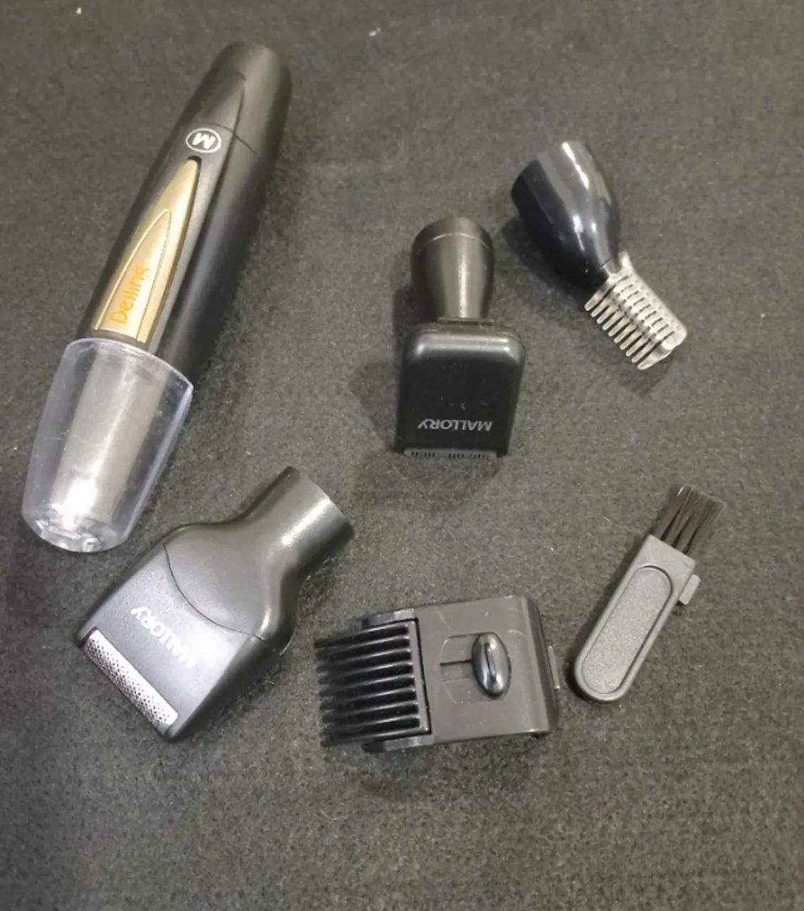 Maquina de aparar barba a pilha,marca malory - Foto 2