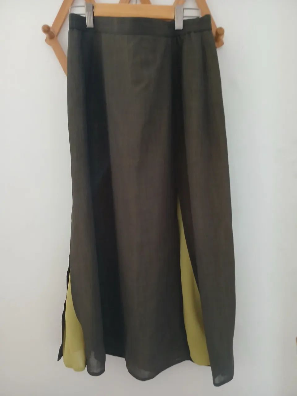 Conjunto blusa + saia - Foto 3