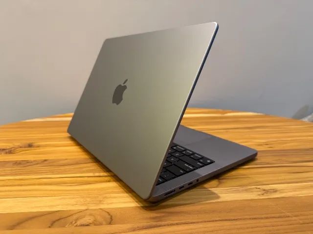 Apple MacBook Pro 14'' M1 Pro 10Core CPU/16Core GPU, 16GB, 1TB